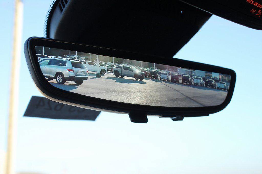 New 2026 Chevrolet Equinox LT w/ Convenience Package II image 15