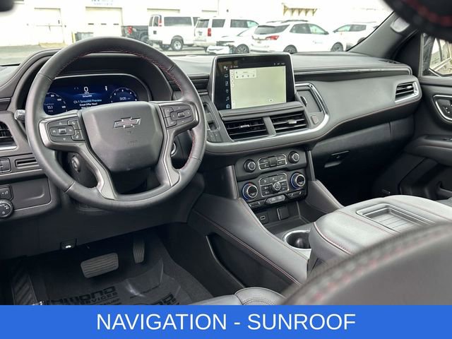 Used 2024 Chevrolet Suburban RST w/ Luxury Package image 2