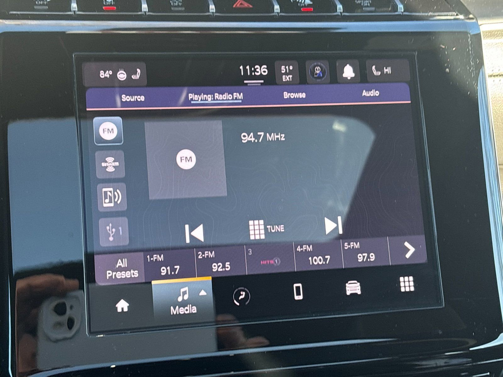 Used 2024 Jeep Grand Cherokee Laredo X w/ Luxury Tech Group I image 19