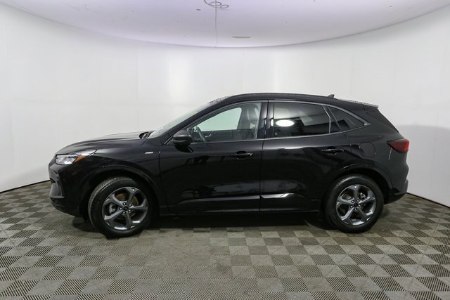Used 2023 Ford Escape ST-Line w/ Tech Pack #1 image 6