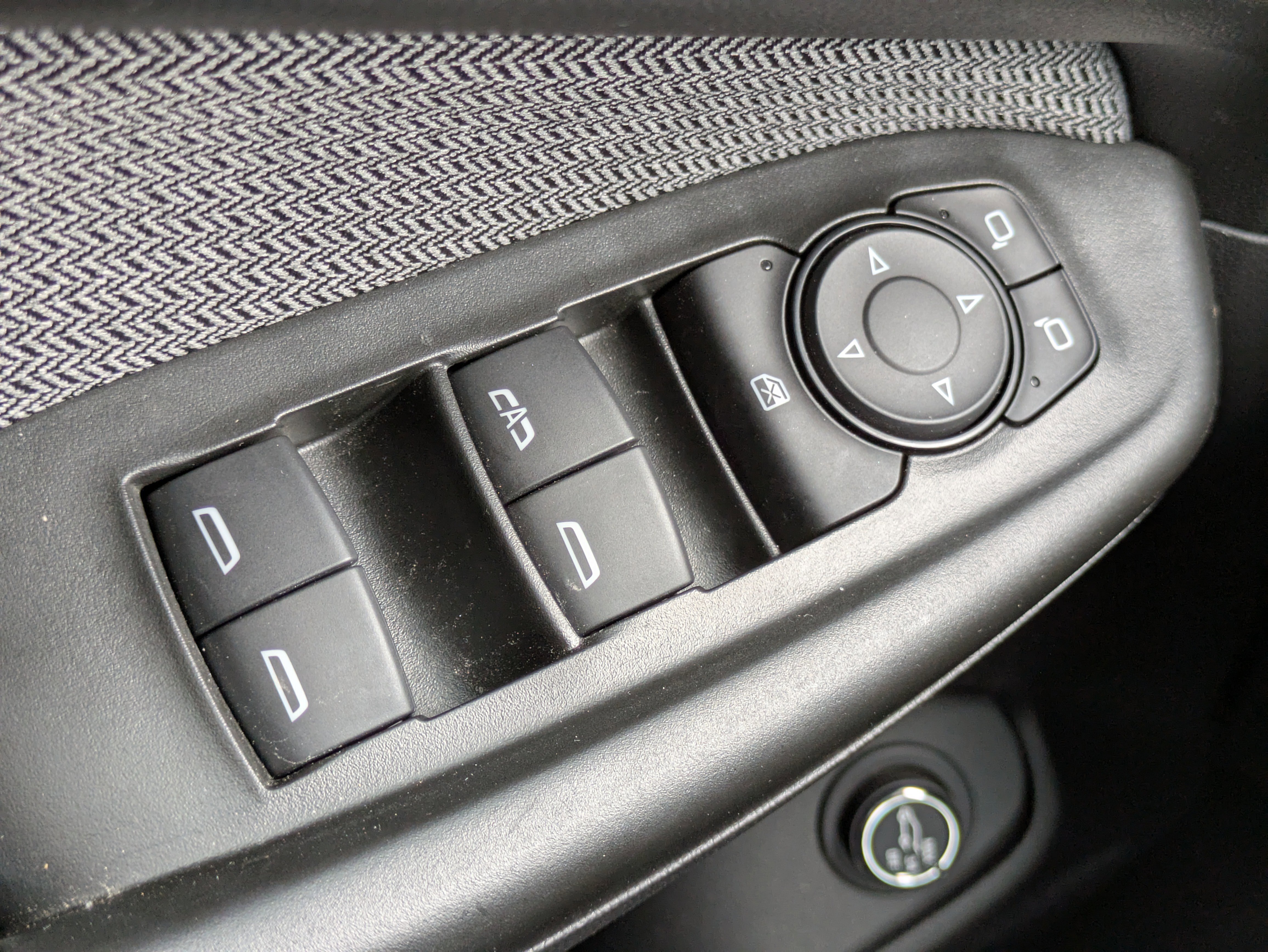 Used 2024 Chevrolet TrailBlazer LT w/ Convenience Package image 14