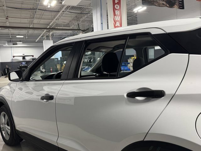 Used 2023 Nissan Kicks S FWD image 16
