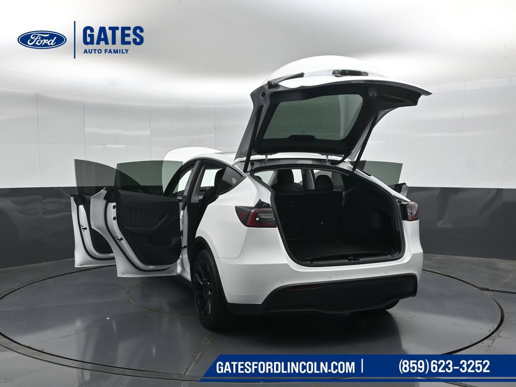 Used 2021 Tesla Model Y Long Range AWD/4WD image 54
