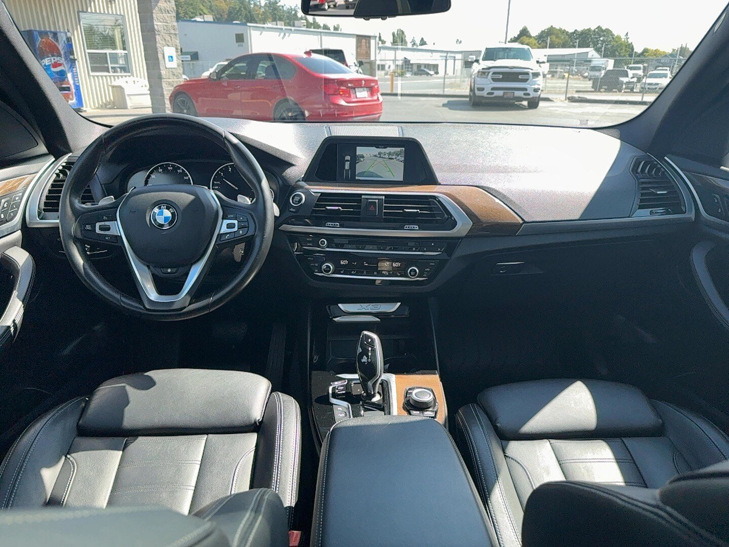 Used 2018 BMW X3 xDrive30i AWD/4WD image 11