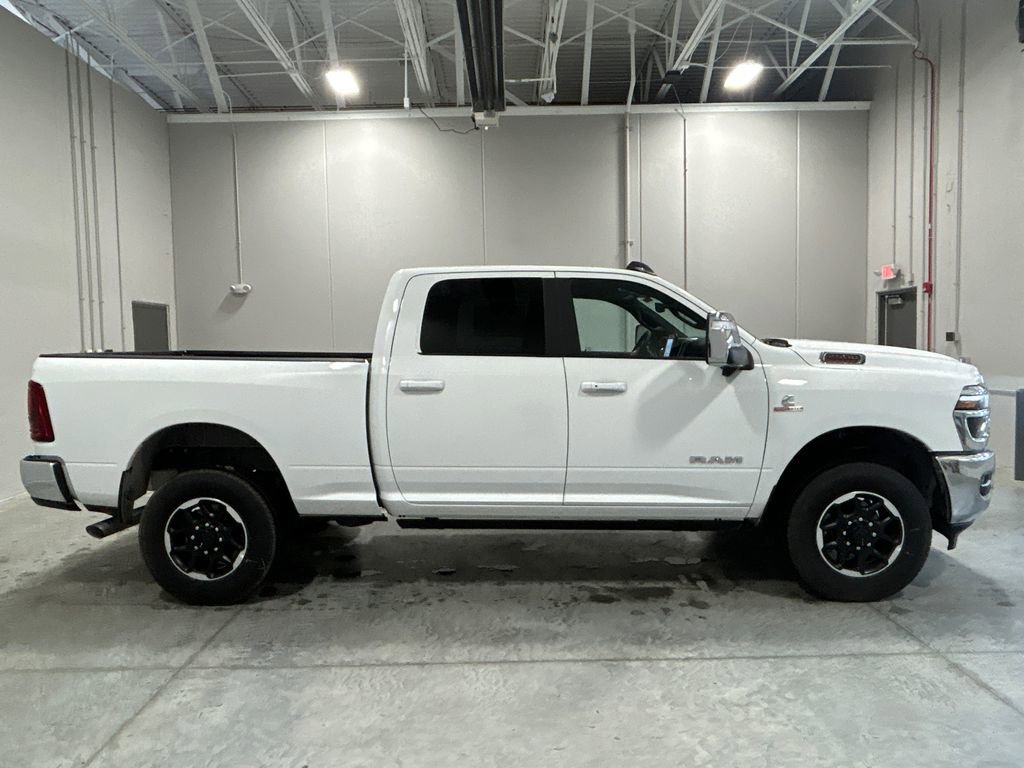 New 2025 RAM 2500 Laramie AWD/4WD image 5