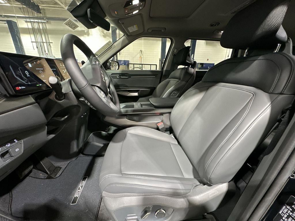 New 2026 Kia EV9 Light RWD image 13