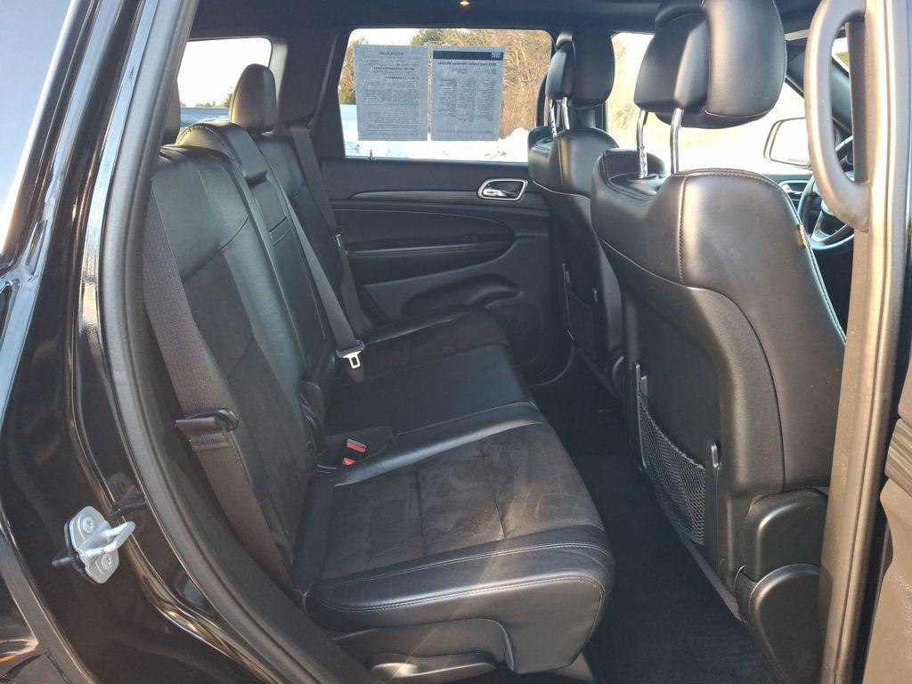 Used 2019 Jeep Grand Cherokee Altitude image 13