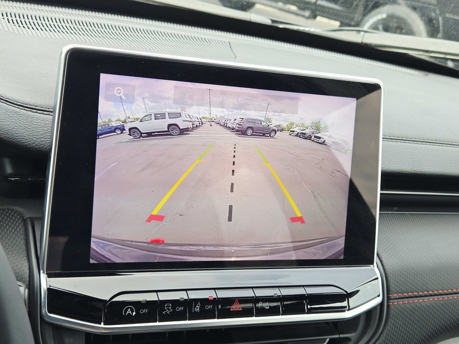 Used 2024 Jeep Compass Trailhawk AWD/4WD image 29