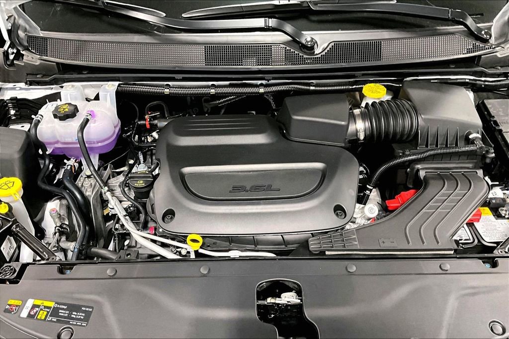 New 2026 Chrysler Pacifica Select image 26