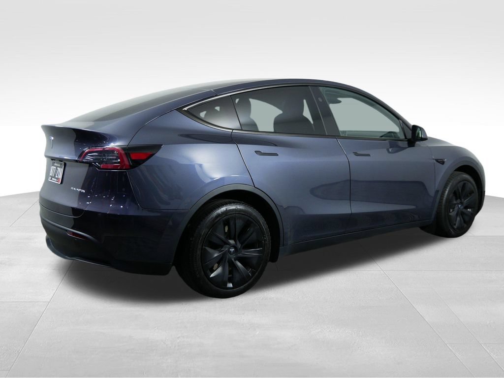 Used 2023 Tesla Model Y Long Range AWD/4WD image 10