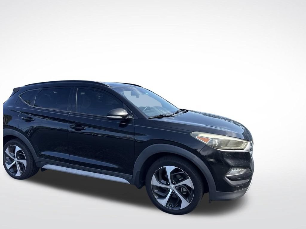 Used 2018 Hyundai Tucson Value FWD image 12