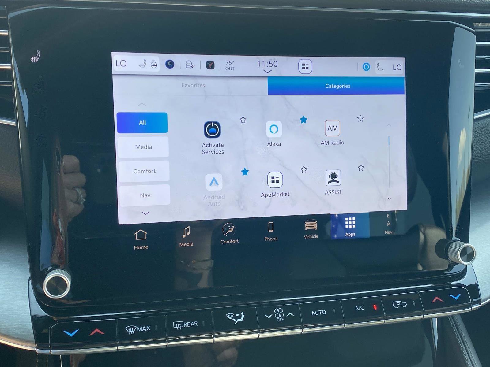 Certified 2024 Jeep Wagoneer Series II w/ Convenience Group I image 31