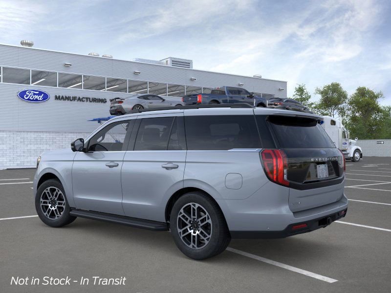New 2025 Ford Expedition Active image 4