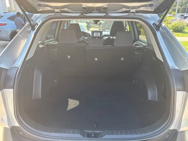 Used 2021 Toyota RAV4 XLE AWD/4WD image 26