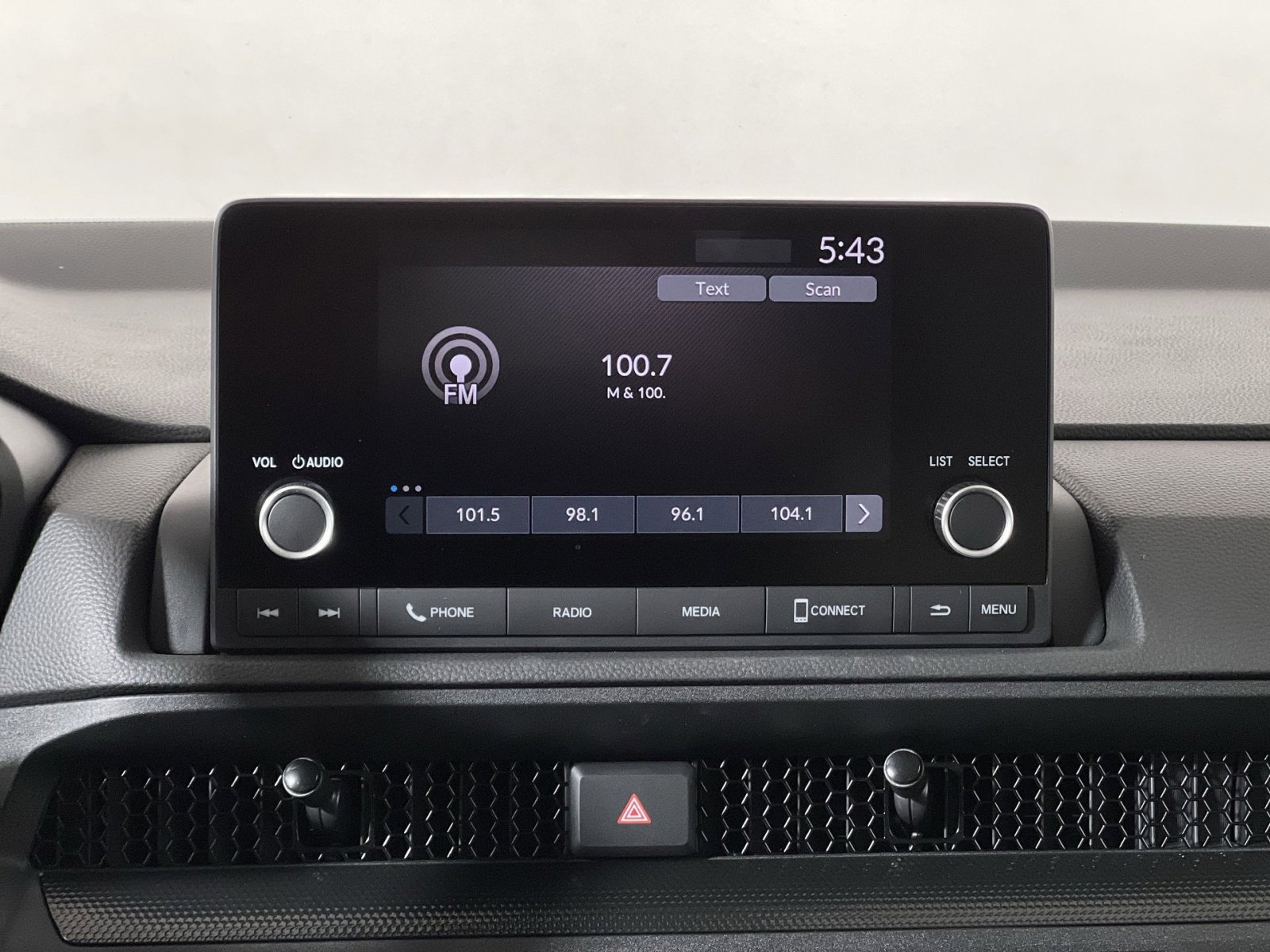 Used 2025 Honda CR-V EX image 18