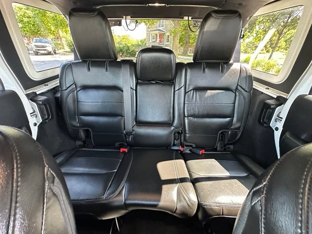 Used 2021 Jeep Wrangler Unlimited Sahara AWD/4WD image 30