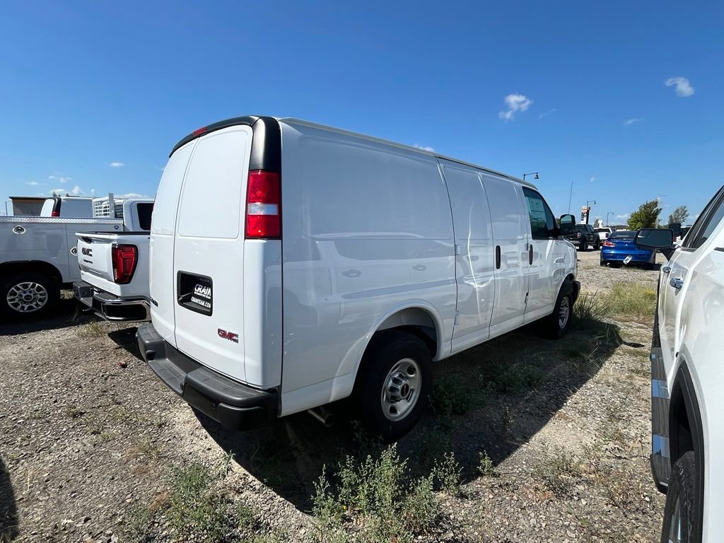 New 2025 GMC Savana 2500 w/ Driver Convenience Package RWD image 6