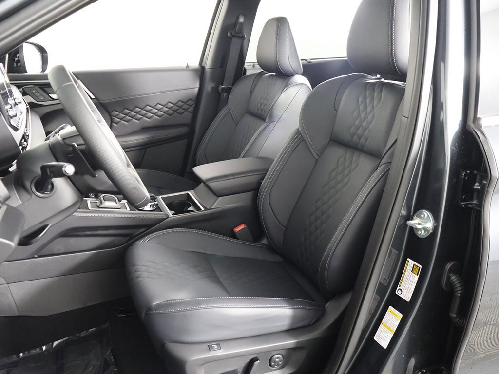 New 2025 Mitsubishi Outlander SEL Black Edition image 34