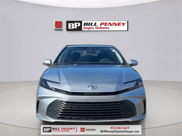 Used 2025 Toyota Camry LE image 8