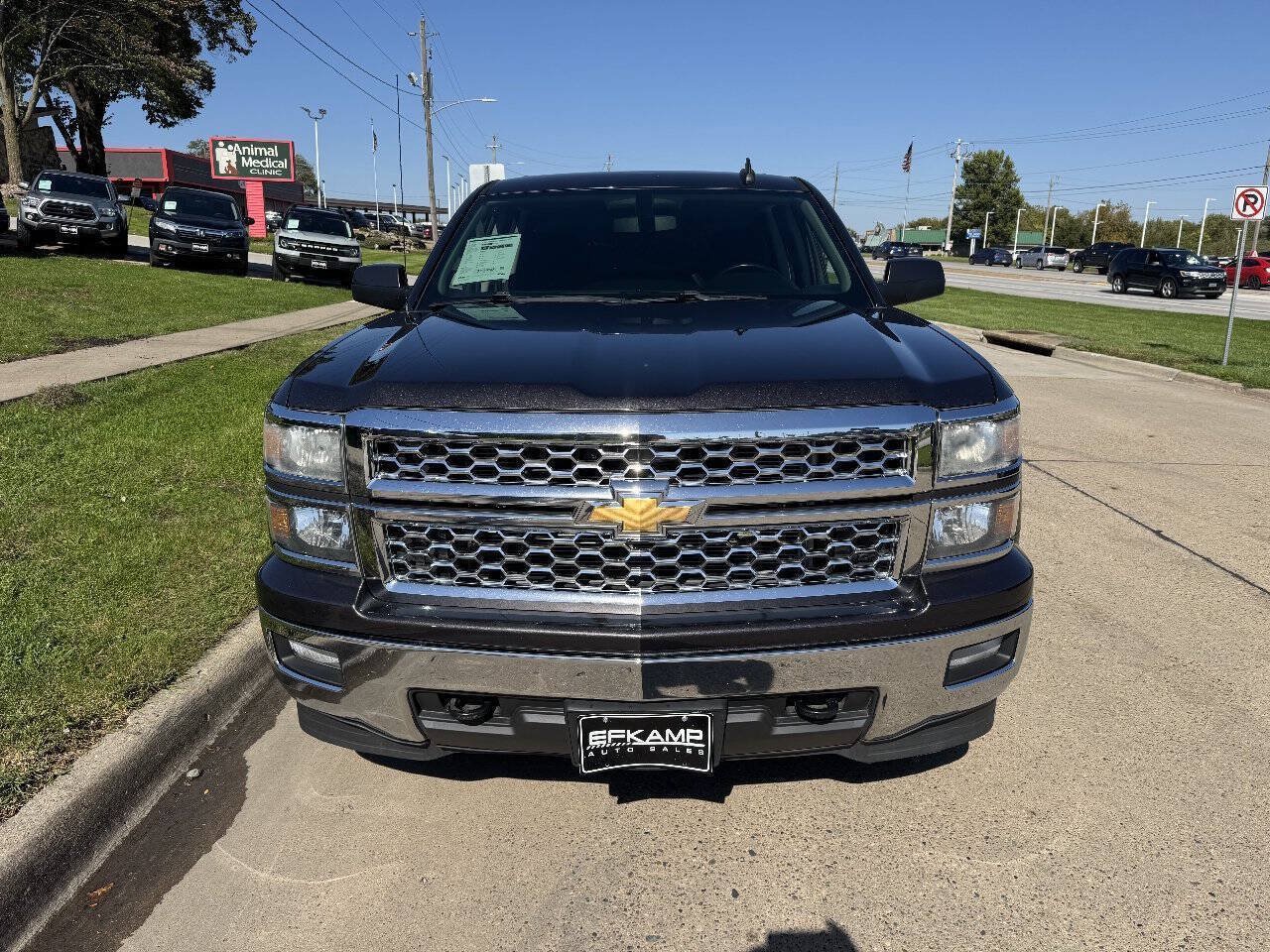 Used 2015 Chevrolet Silverado 1500 LT AWD/4WD image 8