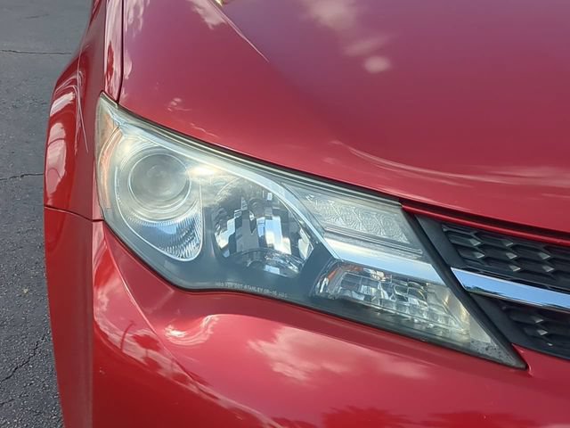 Used 2014 Toyota RAV4 LE FWD image 10