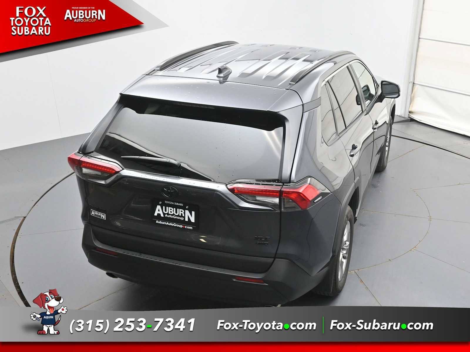 Used 2023 Toyota RAV4 XLE AWD/4WD image 30