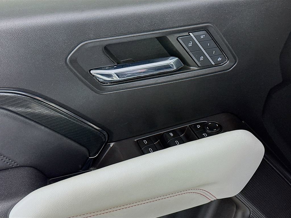 Used 2024 GMC Canyon AT4X image 21