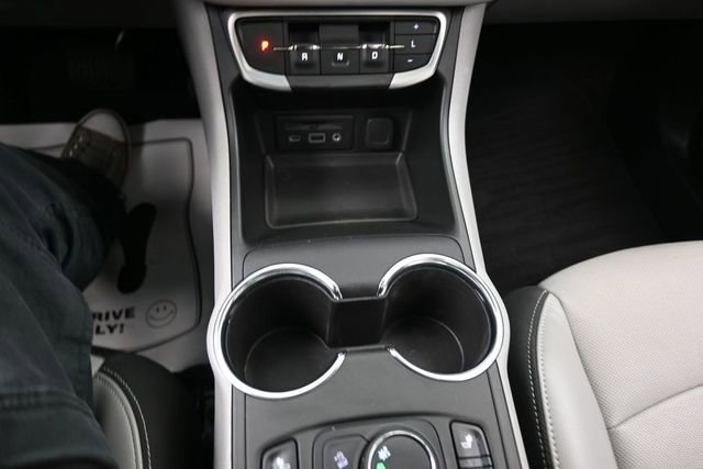 Used 2022 GMC Terrain SLT FWD image 11