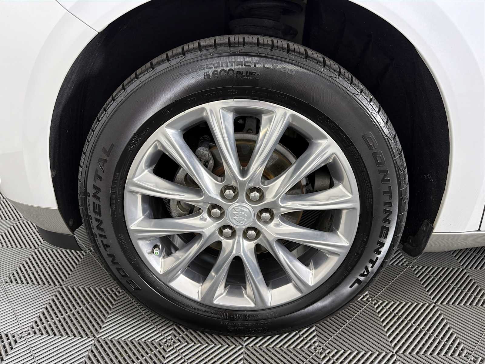 Used 2018 Buick Enclave Premium w/ Trailering Package FWD image 9