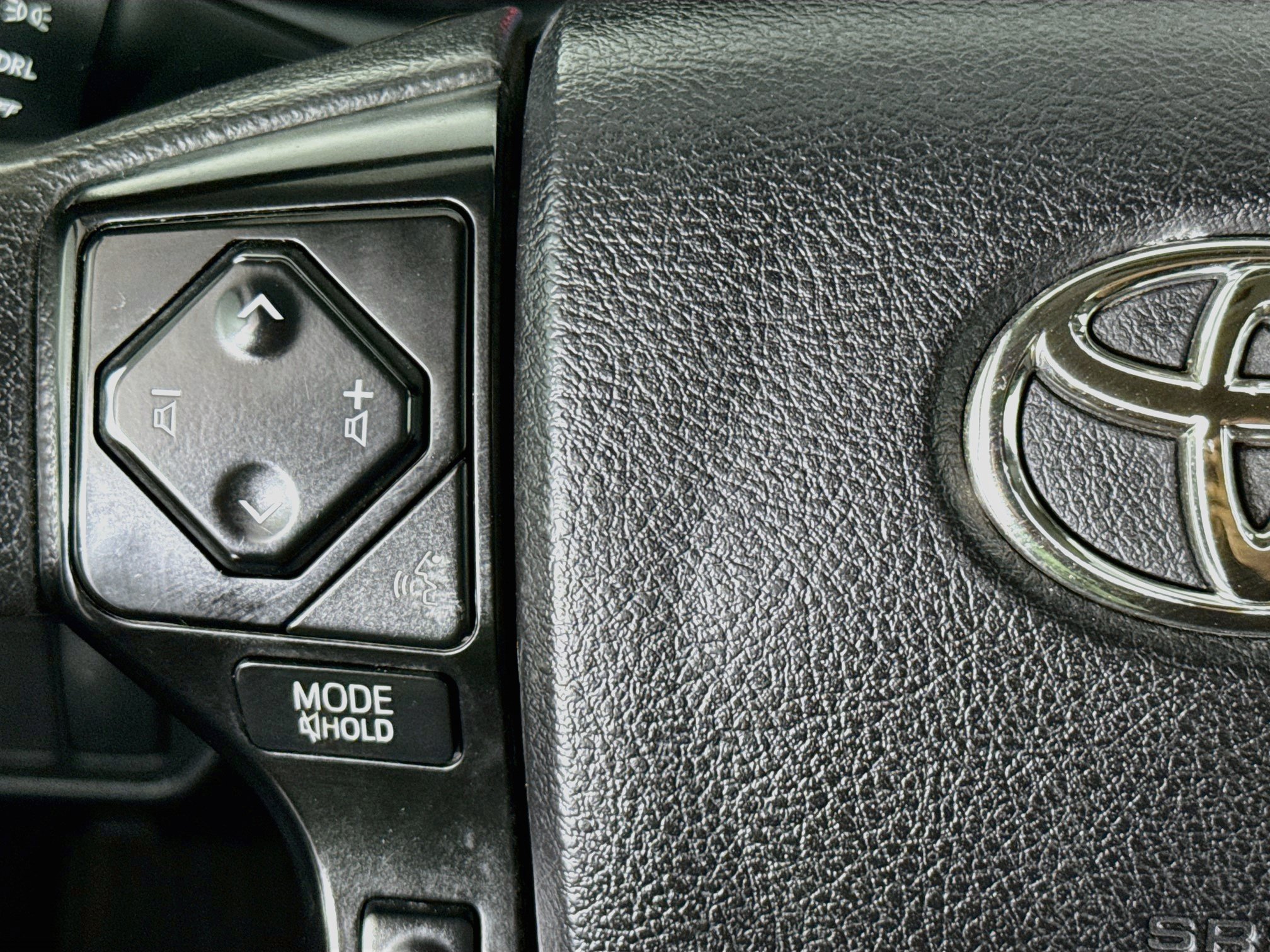 Used 2022 Toyota Tacoma SR RWD image 11