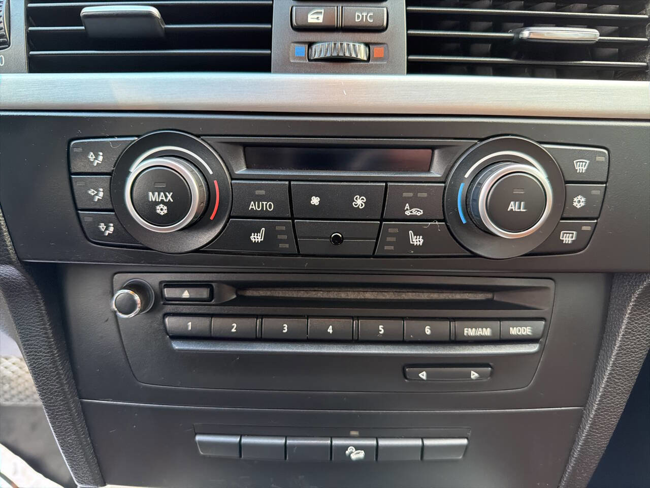 Used 2011 BMW 328i xDrive Wagon image 27