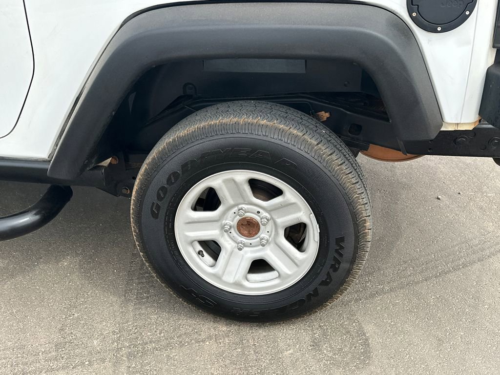 Used 2014 Jeep Wrangler Sport AWD/4WD image 18