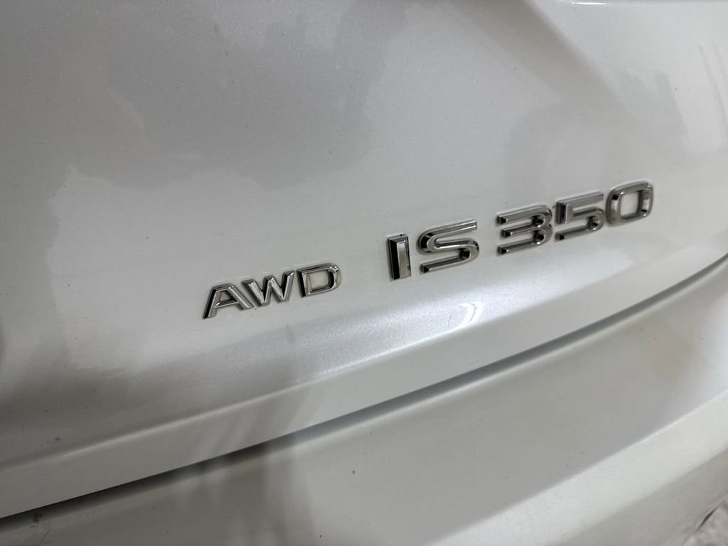 Used 2014 Lexus IS 350 AWD w/ Luxury Package w/Brown Wood image 27