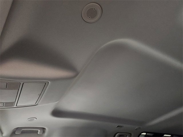 Used 2021 Land Rover Defender 110 image 25