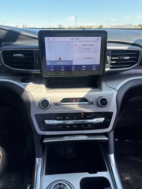 Used 2023 Ford Explorer XLT w/ Equipment Group 202A RWD image 12