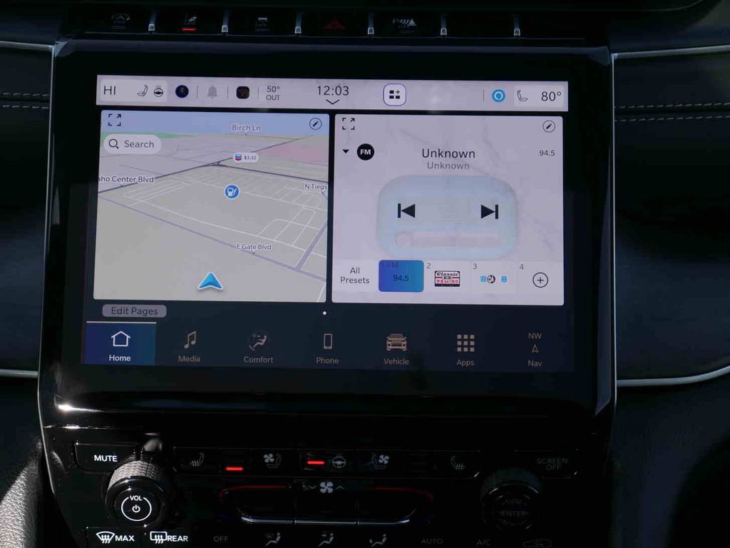 New 2025 Jeep Grand Cherokee Limited w/ Luxury Tech Group II image 5