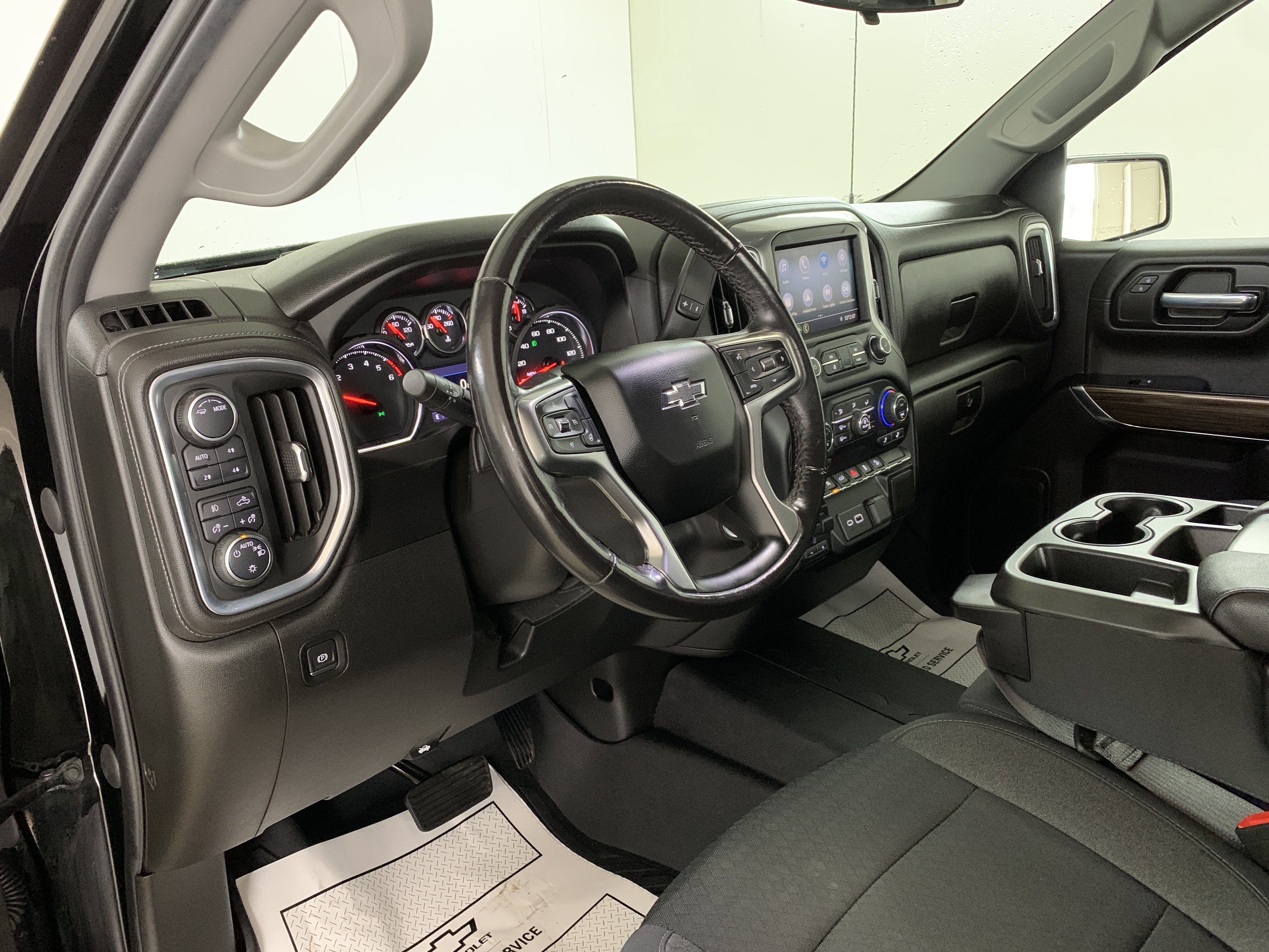 Used 2022 Chevrolet Silverado 1500 RST image 10