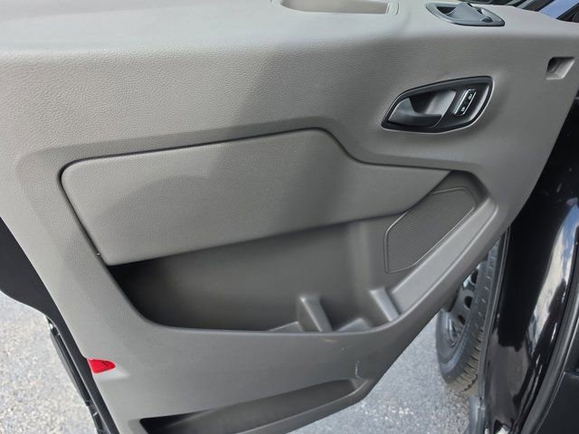 Used 2025 Ford Transit 350 XL image 18