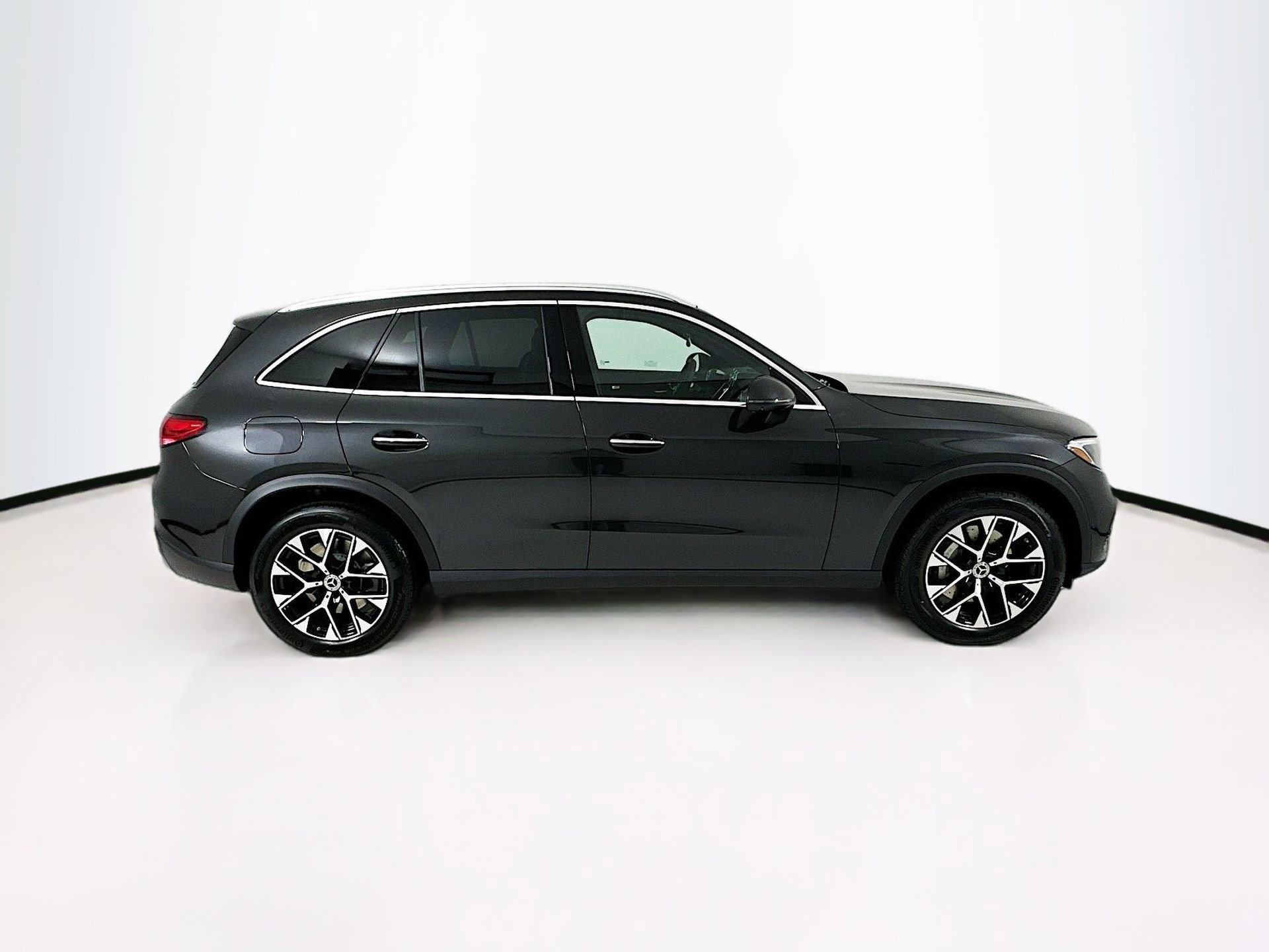 New 2026 Mercedes-Benz GLC 350e 4MATIC image 9