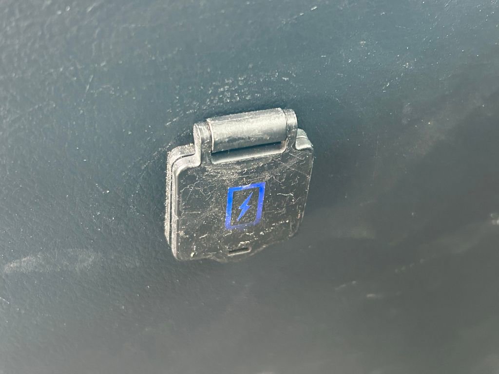 Used 2019 Toyota Tundra SR5 w/ TRD Off Road Package AWD/4WD image 23