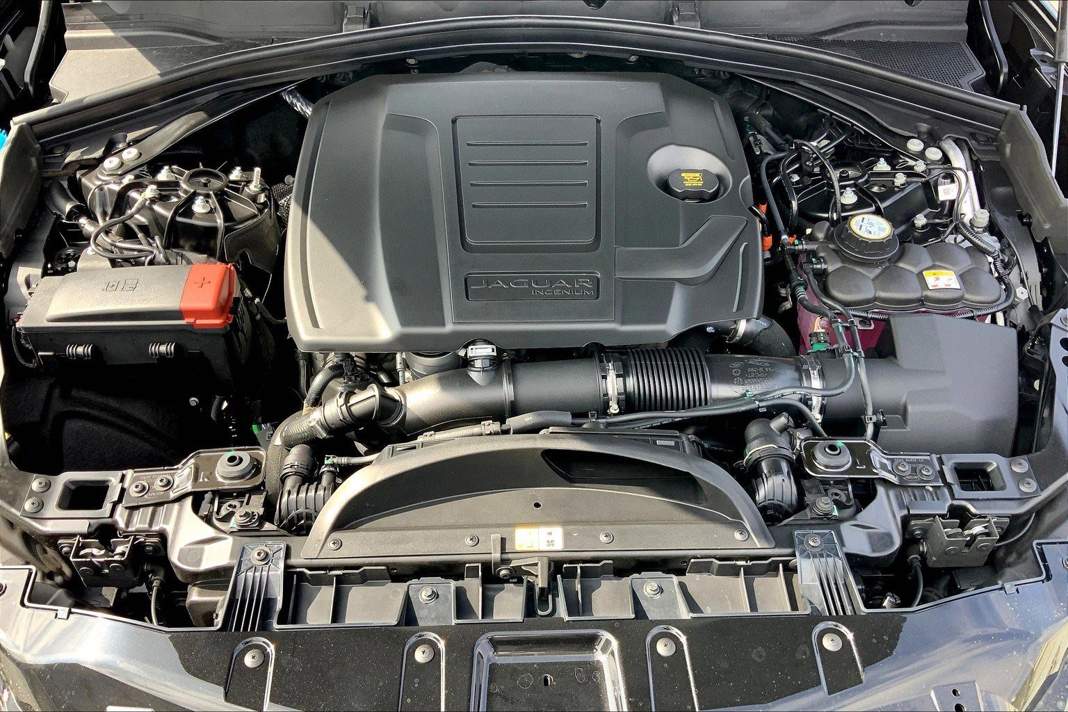 New 2026 Jaguar F-PACE R-Dynamic S image 8