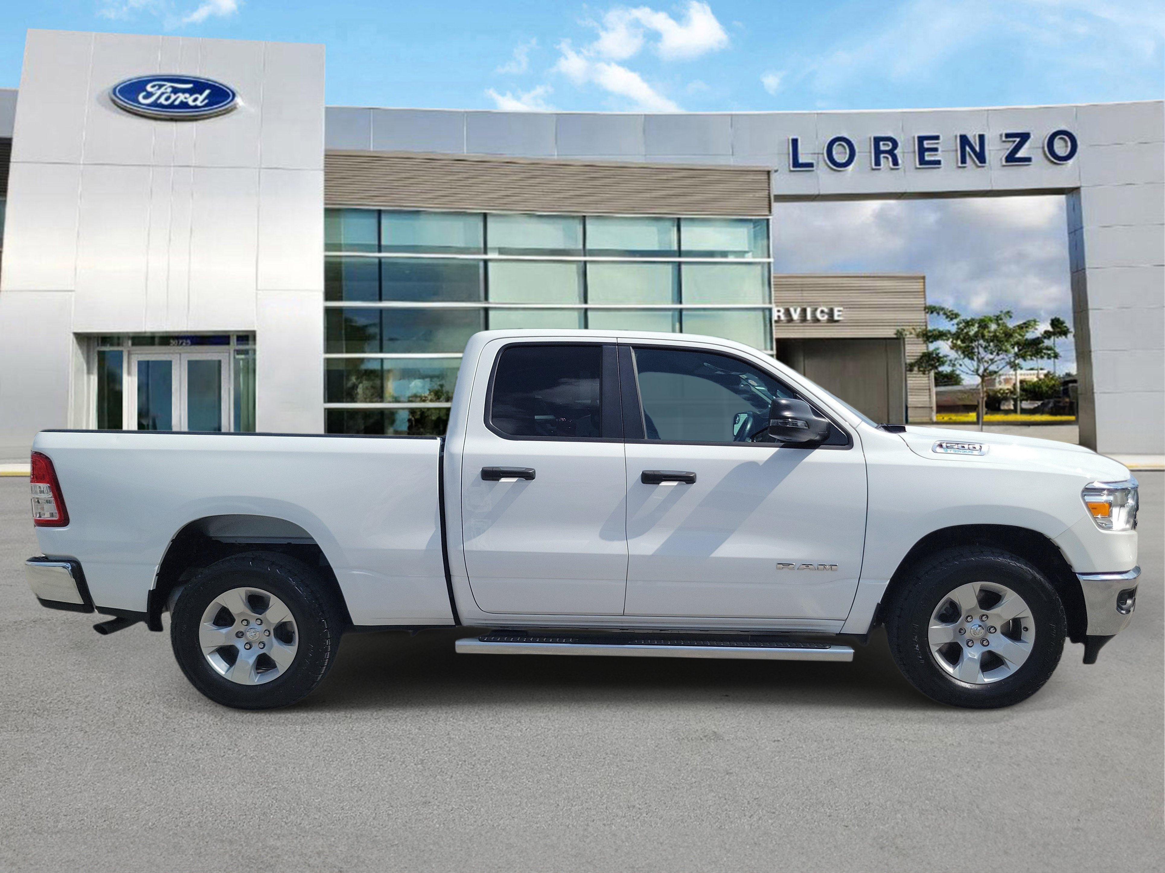 Used 2023 RAM 1500 Big Horn AWD/4WD image 4