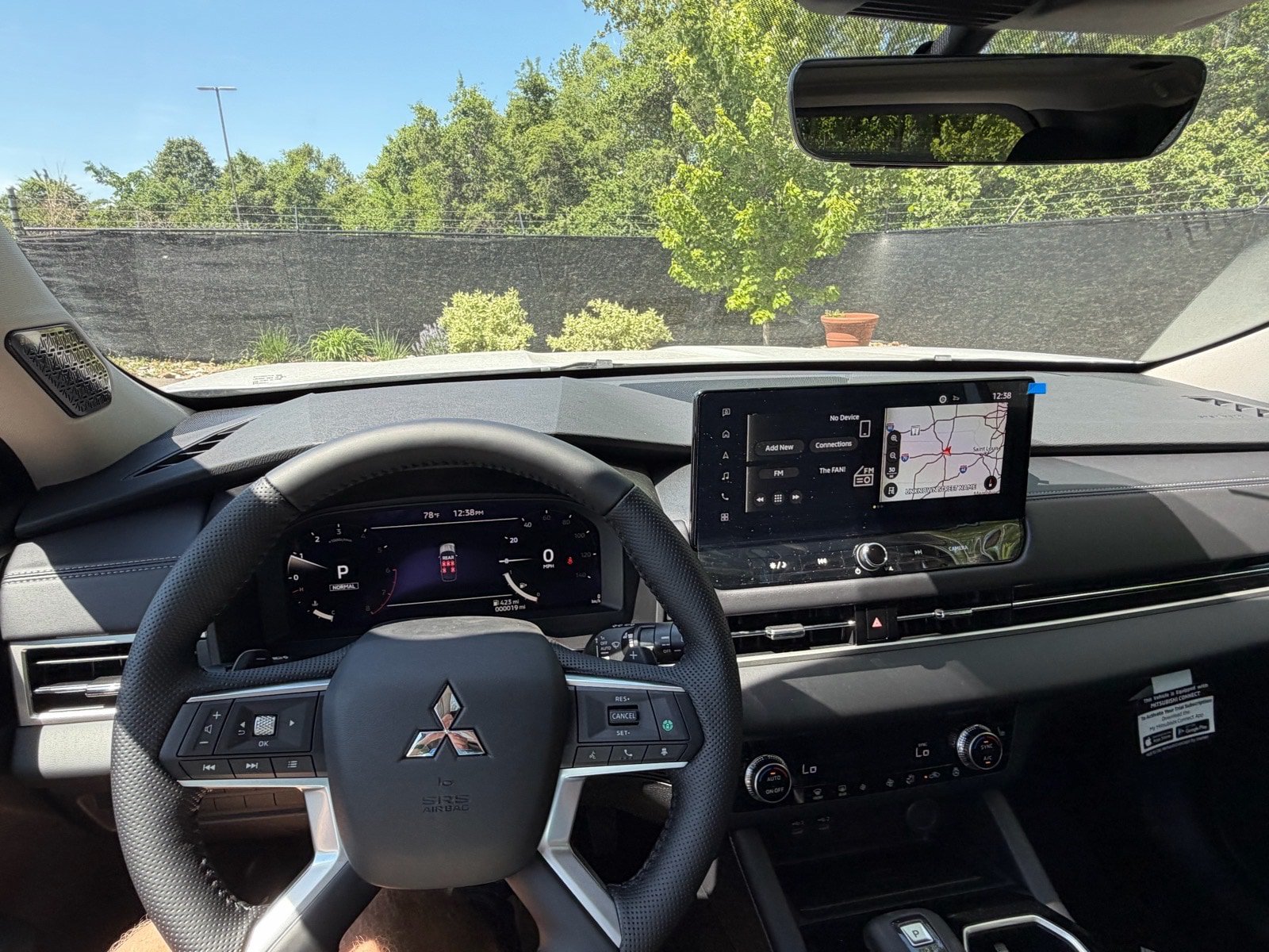 New 2026 Mitsubishi Outlander SE FWD image 25
