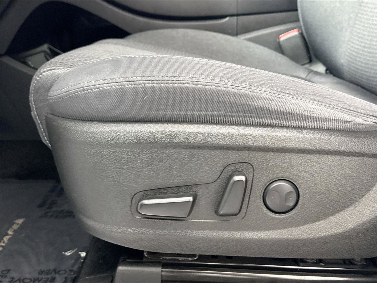 Used 2023 Hyundai Santa Fe SEL FWD image 27