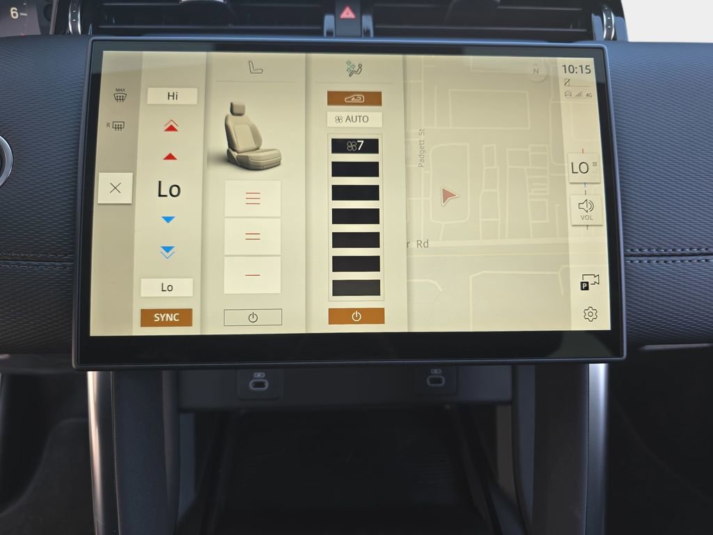 New 2026 Land Rover Discovery Sport Landmark image 26