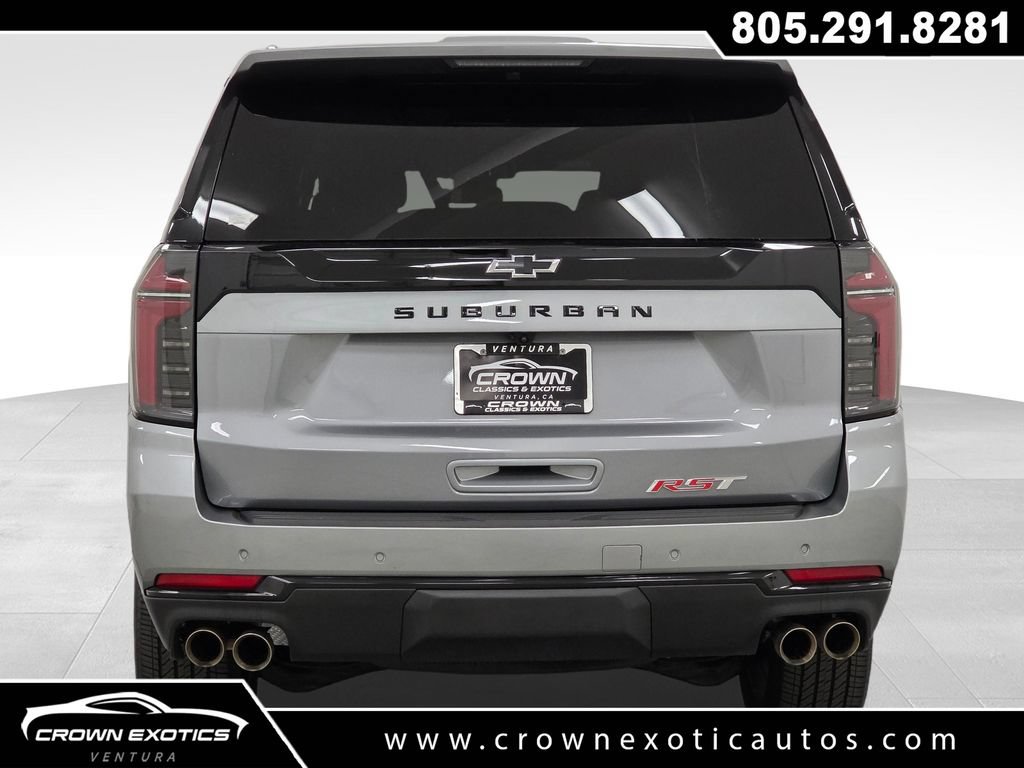 Used 2026 Chevrolet Suburban RST AWD/4WD image 6
