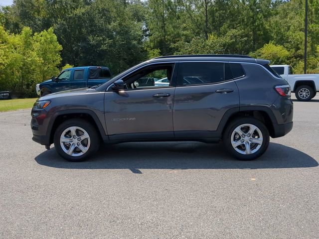 New 2023 Jeep Compass Latitude w/ Convenience Group image 7