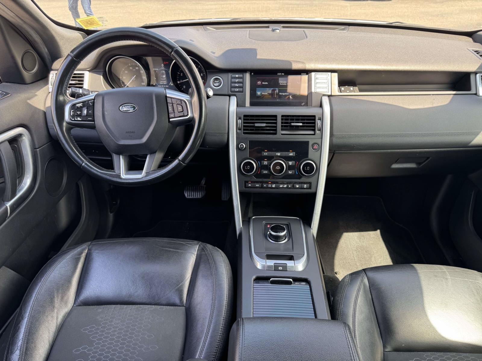 Used 2017 Land Rover Discovery Sport SE AWD/4WD image 11