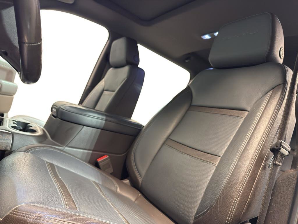 Used 2019 GMC Sierra 1500 Denali w/ Denali Ultimate Package image 14