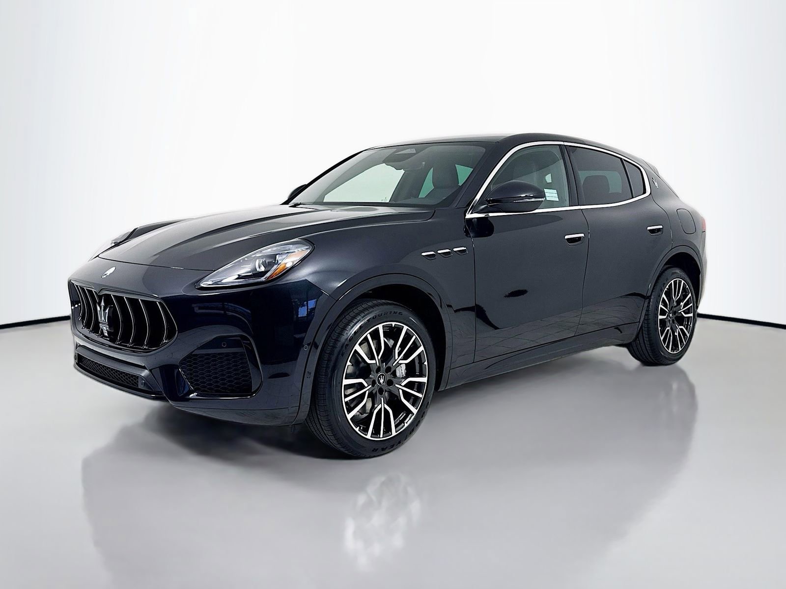 New 2025 Maserati Grecale GT AWD/4WD image 4